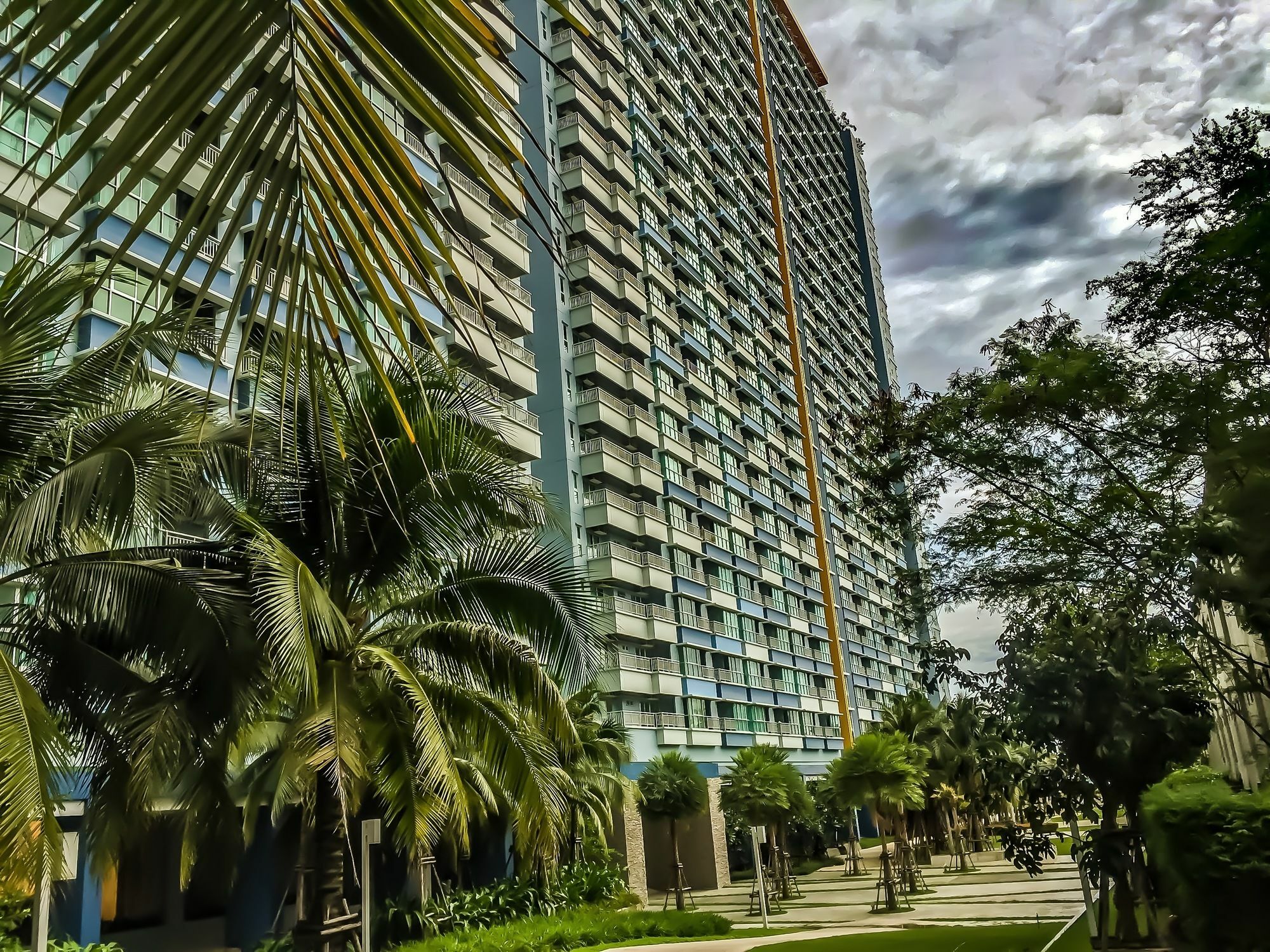 ホテル Lumpini Seaview Jomtien By Parikal エクステリア 写真
